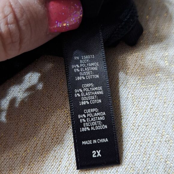 NWT SKIMS THONG - Picture 6 of 6